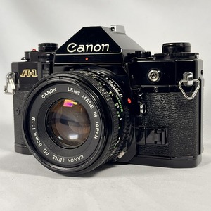 綺麗です シャッター泣き無し、モルト新品交換済み CANON キャノン A-1　作動品 NFD 50mm 1.8レンズ付き　421185