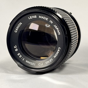 作動問題無し　単焦点レンズ　CANON キャノン LENS FD 135mm 1:3.5 SC 　