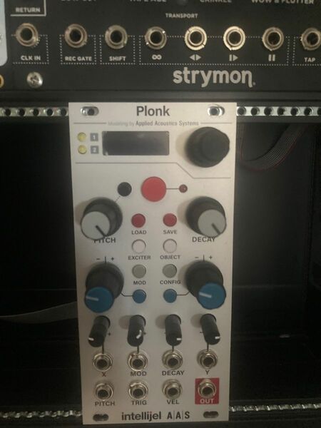 今年1月新品購入　intellijel plonk モジュラーシンセ ユーロラック