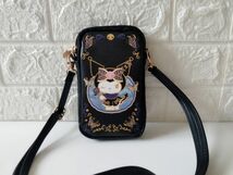 【限定品!!】台湾★即決♪ 正規品!! ANNA SUI アナスイ × サンリオ クロミ コラボ 革製 スマホケース・ショルダーポーチ♪_画像3