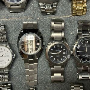 1円〜ジャンク腕時計 まとめ売り SEIKO / CASIO / CITIZEN / swatch 他 クォーツ /ソーラー電波など メンズ レディース腕時計の画像3