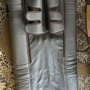 スリーミーローラーDX フランスベッド 電気マッサージ機 折り畳み式全身治療ベッド ブラウン の画像1