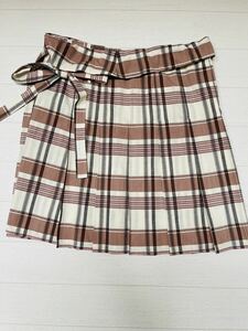 BURBERRY ( Burberry ) pink series noba check to coil skirt size 40 (M corresponding ) beautiful used pleat / reverse side mesh / Italy made / Golf combined use 