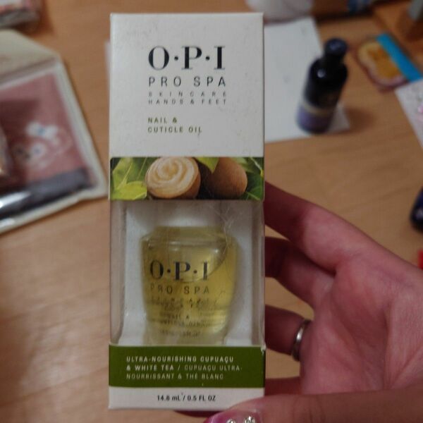 OPI ネイルアンドキューティクルオイル