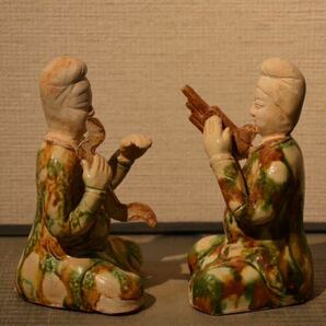 【GE】E480【コレクター所蔵品】時代 唐三彩楽器人物置物2件 /中国古玩 中国美術 骨董品 時代品 美術品 古美術品の画像2
