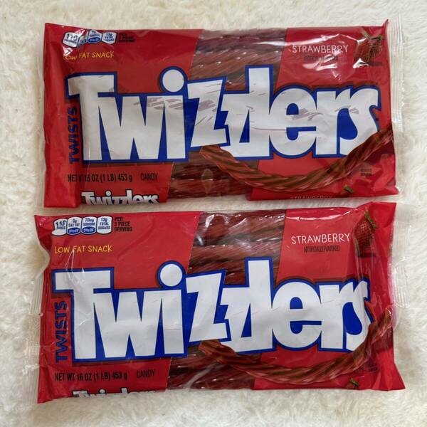 Twizzlers 海外お菓子 ストロベリー 2袋セット 海外スナック ハードグミ198g いちご スナック キャンディ