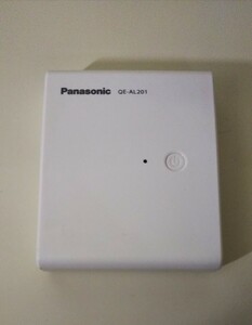 1723 postage 100 jpy Panasonic QE-AL201 mobile battery installing AC fast charger white white charger Panasonic 