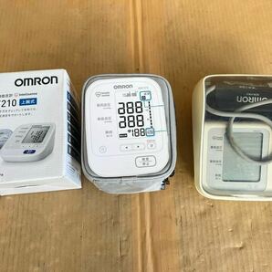 OMRON オムロン  HEM-7126/HEM-8731 上腕式血圧計 2個まとめ 動作未確認 B-059の画像7