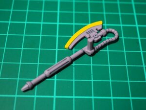 ☆AAJ36☆ジャンク★バンダイ MG 1/100 MS-05 旧型ザク（黒い三連星） ヒートホークのみ（塗装あり） ジャンク部品取り 完成品