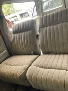 Chevrolet　gmc Suburban　セカンドSeat　Seat　ベンチSeat　グレー　中古　スクエアボディー　V1500 R1500 V2500 R2500