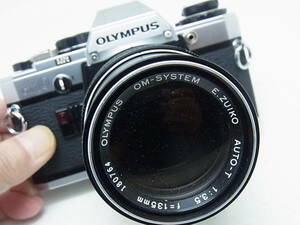 ☆ OLYMPUS OM-10+EズイコーオートT135mmF3.5(ボディは点検整備清掃済み！プリズム劣化修復済み！レンズは、清掃整備済み）☆