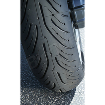 MICHELIN Pilot Road4 前後Set FZ6-N FZ6-S FAZER フェザー 120/70ZR17 M/C 58W TL 180/55ZR17 M/C 73W TL フロント リア リヤ タイヤ_画像7