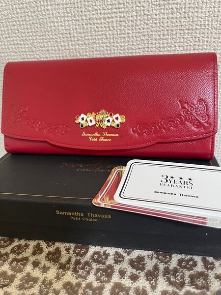 SamanthaPetitChoiceサマンサタバサプチチョイス ディズニーDisneyツイステハーツラヴュル寮レッド赤長財布新品