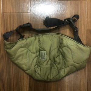 Us アス Customized US Military M-65 Quilted Liner Body Bag（US アスカスタマイズ ファニーパック）オリーブ　三軒茶屋