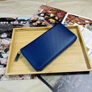 [ rice field middle leather .] settled adult man . production blue blue carbon leather long wallet round fastener long wallet cow leather men's purse 1 jpy 