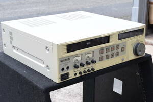 Panasonic AG-7350 S-VHS video deck recorder Panasonic that ②