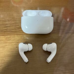 Apple AirPods Pro 第2世代 MTJV3J/A ワイヤレスイヤホン 809