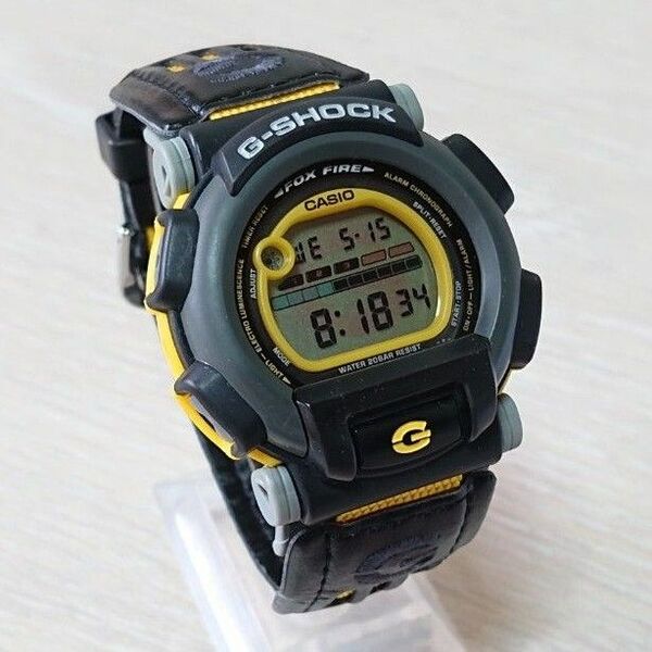 美品【CASIO/G-SHOCK】デジタル メンズ腕時計 DW-003