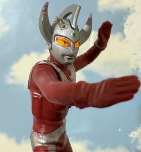 アルティメットルミナス　光る　ウルトラマンタロウ 