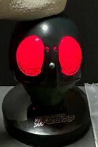 ライダーマスクコレクション　仮面ライダー1号　桜島ver 発光台座赤　アンテナ未使用_画像1