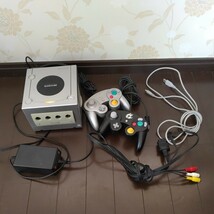 1円　任天堂 Nintendo GAMECUBE ゲームキューブ　セット　シルバー　ニンテンドーゲームキューブコントローラ スマブラブラック_画像1