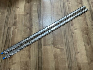 ■未使用　ロック付　スライドレール　左右セット　1500mm　耐荷重200kg　ハイエース・キャラバンの荷台DIY