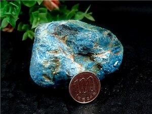 AAA級天然燐灰石原石179U3-26U213Z