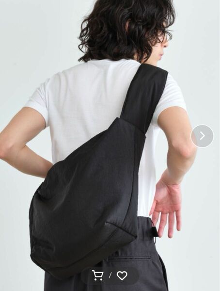 Nylon gathered shoulder bag ナイロンギャザーショルダーバッグ 撥水加工＆長さ調節可能　sinss