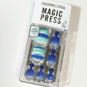 日本未発売品 1268 Dashing Diva ダッシングディバ マジックプレス ネイルチップ 付け爪 1秒ジェルネイル