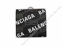 K253.. BALENCIAGA バレンシアガ AirPods 第3世代用 モノグラム ホルダー ストラップ イタリア製 ユニセックス 新品 ★ 1060 ブラック._画像2