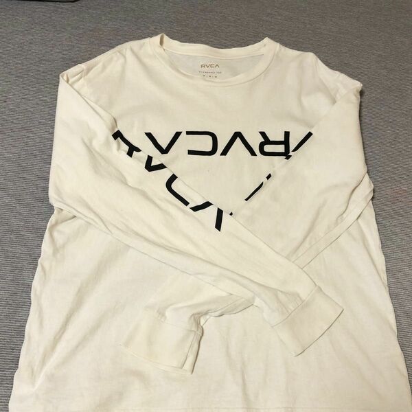 RVCA 長袖Tシャツ