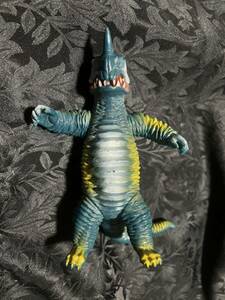 円谷プロ　アボラス　怪獣ソフビ　1983 ウルトラマン 怪獣 