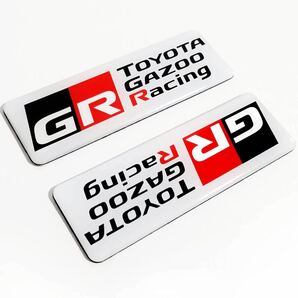 TOYOTA GR ステッカー トヨタ純正 GR ガズーレーシング エンブレム バックドアエンブレム 防水 車の装飾ステッカー 75mm*25mm（2PCS）