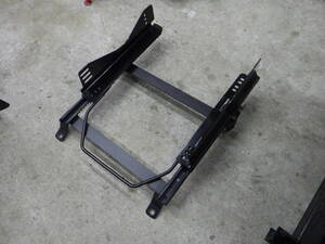  Esse for seat rail ( full backet for ) Manufacturers unknown 