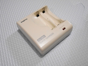 SANYO fast charger NC-MDR02 nickel water element (Ni-MH) battery single 3* single 4 shape combined use 