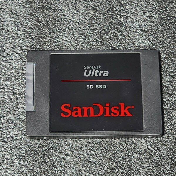 SanDisk Ultra 3D SSD(SDSSDH3-2T00) 2000GB/2TB SATA SSD 正常品 2.5インチ内蔵SSD フォーマット済 PCパーツ 動作確認済