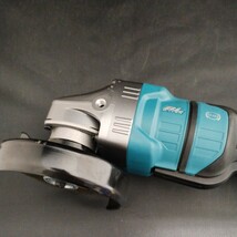 makita 充電式ディスクグラインダ GA052GZ_画像6