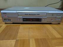 1円～ SANYO VHSビデオデッキ VZ-H33G(2001年製) 一部動作確認済み 中古 ジャンク レトロ テープ ダビング_画像3