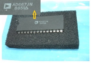 アナログデバイス Analog Devices AD667JN 12 ビットD/Aコンバータ 1 28-P DIP