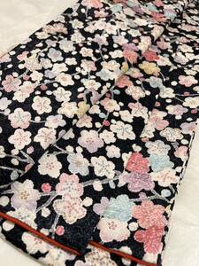  excellent article fine pattern silk black ground . total pattern dress length 164cm aperture stop kimono .. Japanese clothes 
