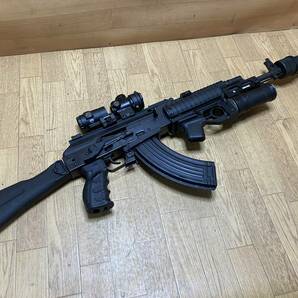 程度良 GHK AK105 フルカスタム TROYパーツ ガスブローバック ライフル Trijicoｎ ＭＲＯ スコープ付の画像1