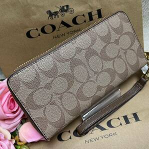 コーチ COACH 長財布 財布 シグネチャー ロング ジップ アラウンド ウォレット ストラップ付き レディース アウトレット品 C4452 A067の画像4