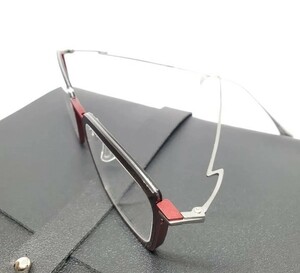 残り1点〈YOHJI YAMAMOTO》メガネフレーム 眼鏡 ヨウジヤマモト ブラック×レッド メンズ　レディース 芸術的な色合い