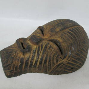 【0507n Y10147】木彫り面 アフリカ 民族工芸 民芸品 民藝 お面 壁掛け アンティークの画像2