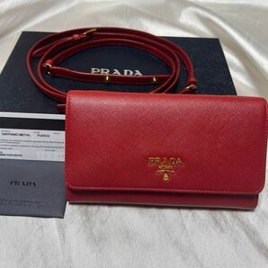 プラダ PRADA 長財布 チェーンウォレット サフィアーノレザー ショルダーバッグ 二つ折り