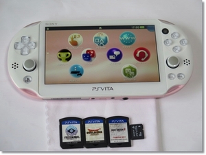 ◇◆動作品 SONY/ソニー PlayStation Vita【PCH-2000】ライトピンク/ホワイト 純正メモリーカード ゲームソフト３本セット PSVita◆◇