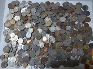 【1円スタート】硬貨 外国 古銭 アジア コイン アンティーク ヨーロッパ 通貨 ほか 無選別 約3.1kg 