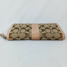 A ◎【商品ランク:B】コーチ COACH シグネチャー 総柄 ロゴ刻印 ラウンドファスナー 長財布 ウォレット 小銭入れあり 12カードポケット _画像5