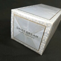 1 Φ 【 100ml 新品未開封 】 MARC JACOBS DAISY DREAM マークジェイコブス デイジー ドリーム EDT オードトワレ SP 香水 フレグランス_画像3