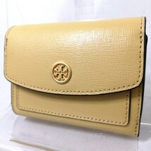 B Φ【商品ランク:B】 良品 トリーバーチ TORY BURCH ロゴメタル ゴールド金具 レザー 三つ折り 財布 ウォレット 小銭入れあり 5カード_画像1